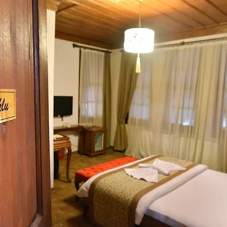 Uluhan Hotel 2*