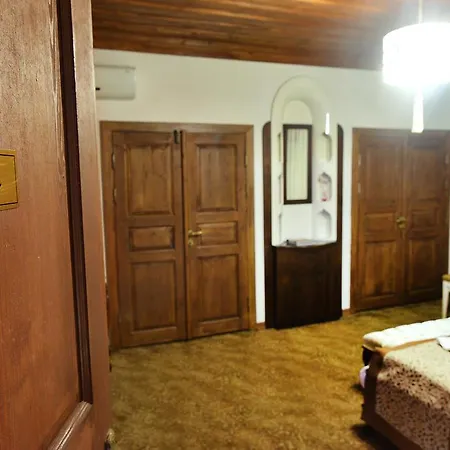 Uluhan Hotel 2*