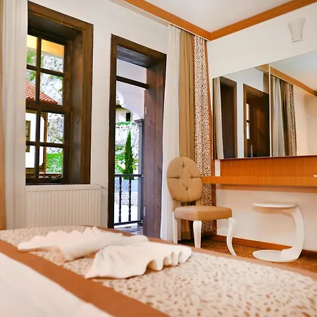 Uluhan Hotel